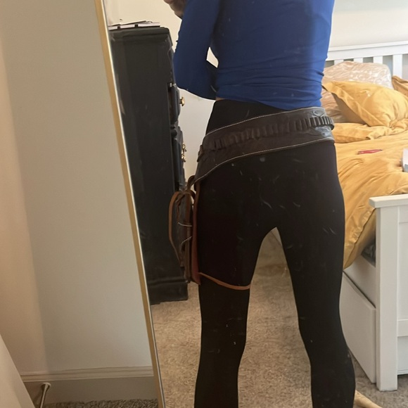 Leather Gun Holster - Picture 4 of 8